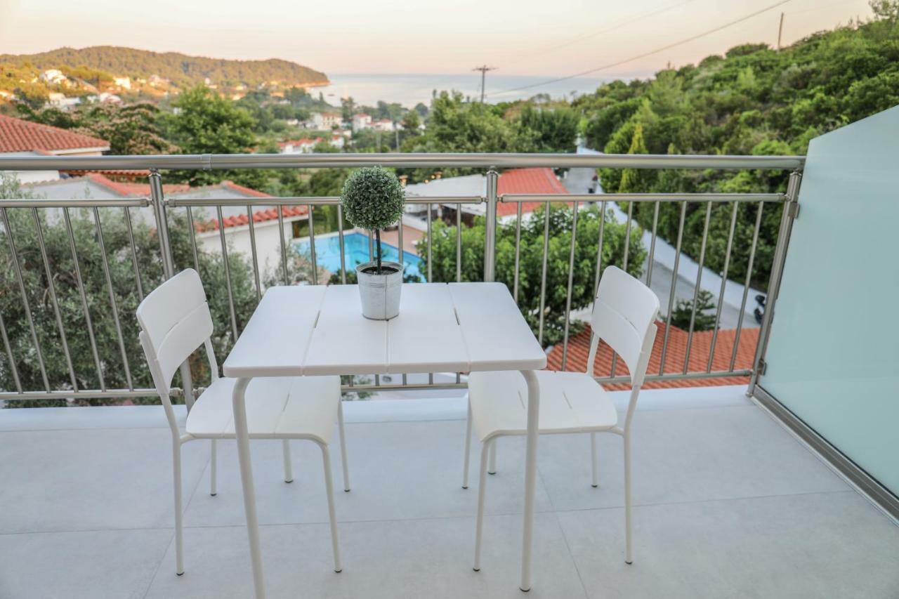Zorbas Family House Hotell Troulos Eksteriør bilde