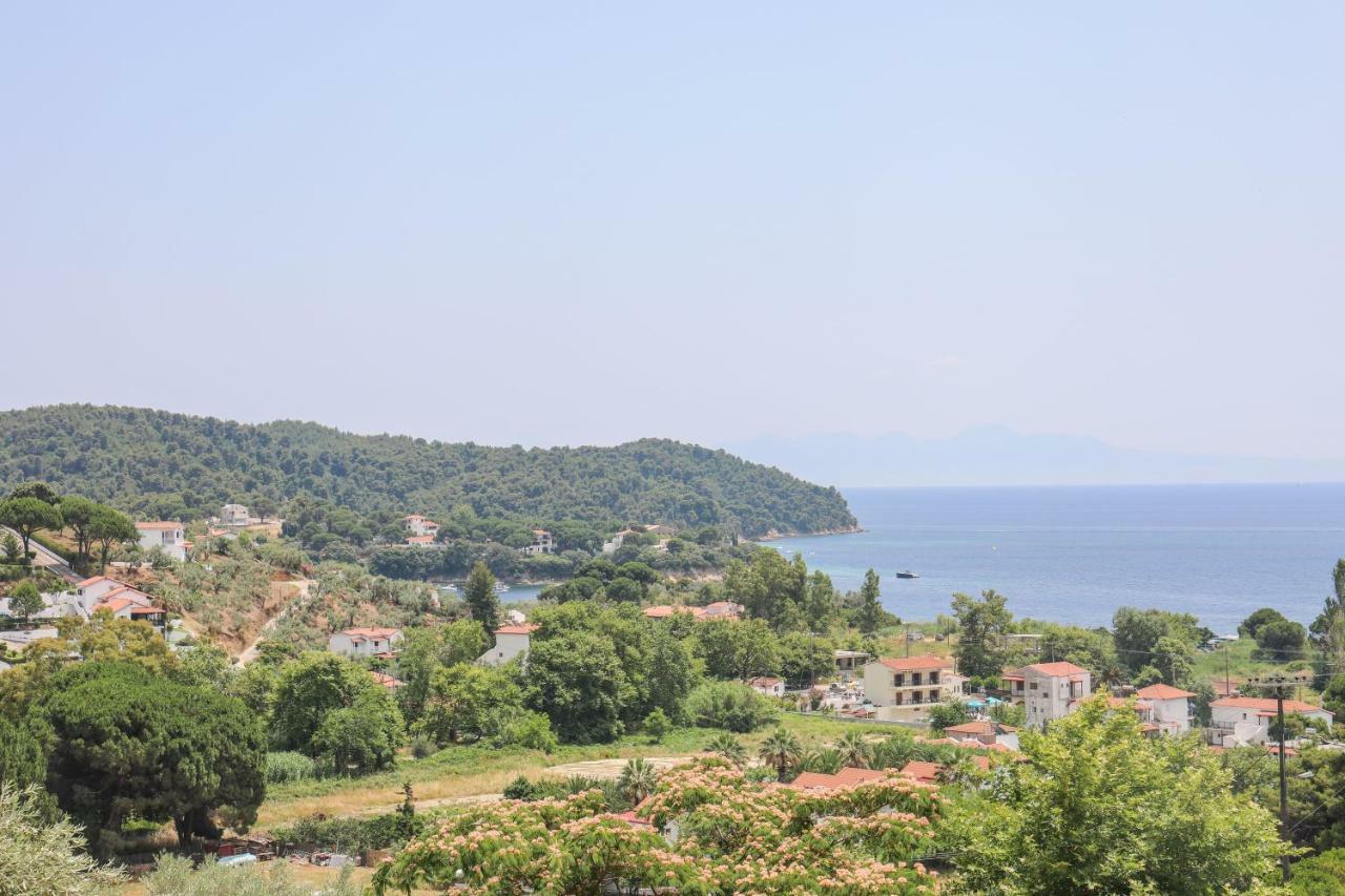 Zorbas Family House Hotell Troulos Eksteriør bilde